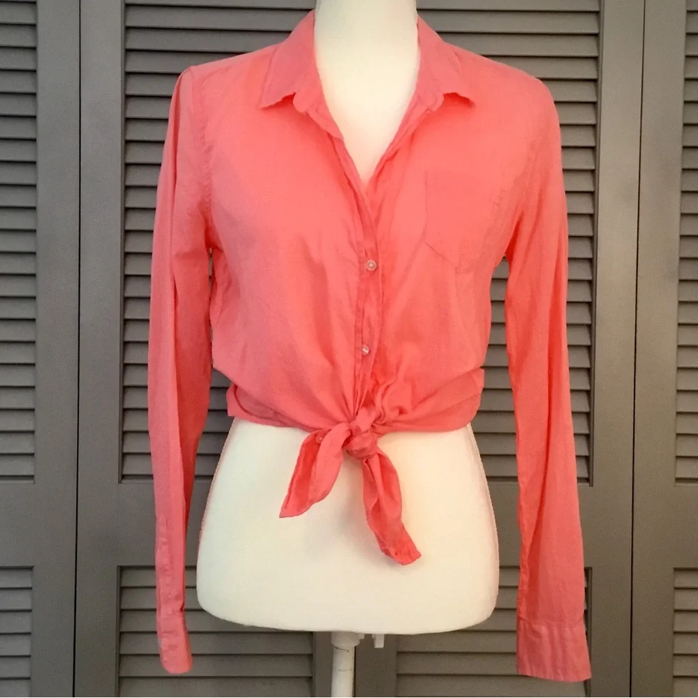 NWOT Lilly Pulitzer ‘Anna Maria’ Classic Button Down Shirt - Picture 4 of 13